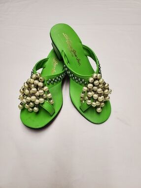Vintage 1960s–1970s Asia Joe Inc Hawaii Beaded Thong Sandals | Lime Green Pearl
